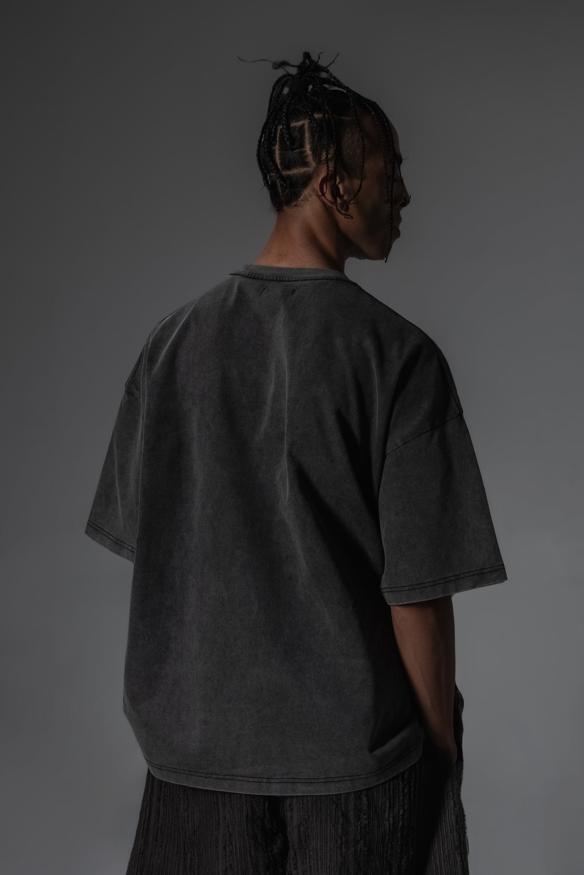 HEAVY WASHED LOGO TEE 水洗 LOGO 短 TEE (八月下旬依訂單順序出貨,現在下訂 優先寄出) - SHARECO DESIGN